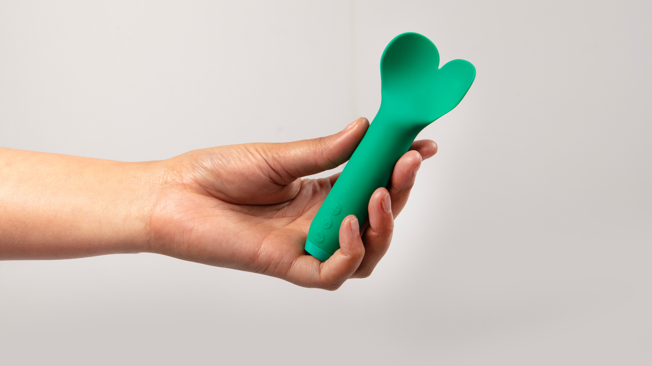 Meet Amour: the vibrator giving us the flutters!
